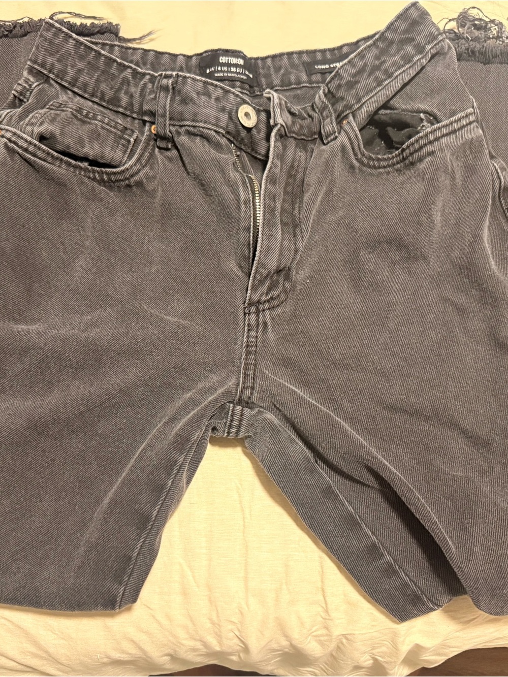 Cotton On Women’s Faded Gray Jeans
